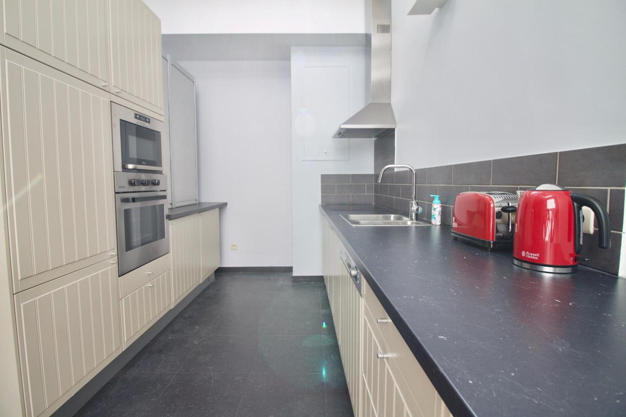 Heart Of Grand Place - Stunning 3Br Triplex Brussels Exterior photo